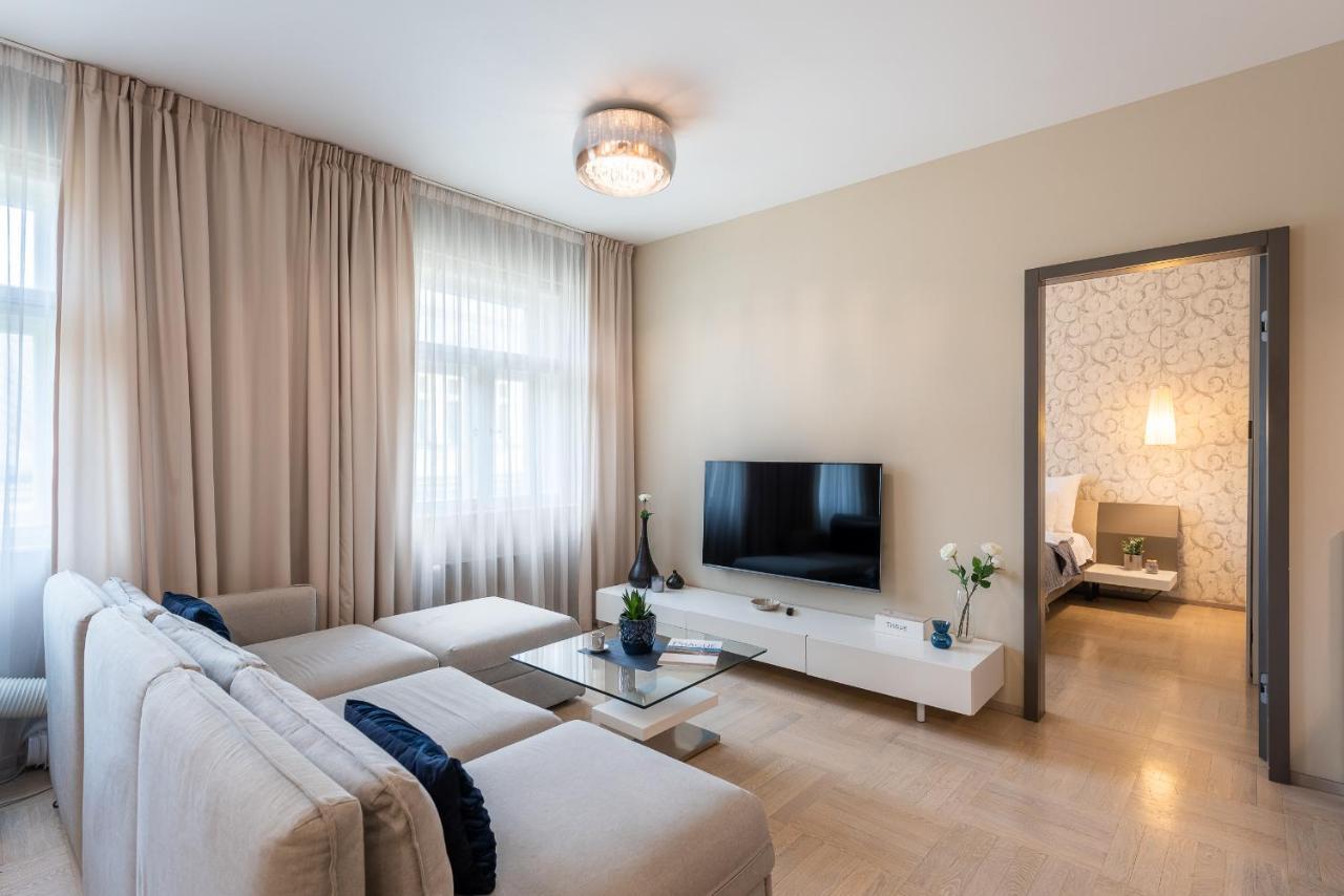 New Luxury Apt With Ac&parking In The Center Of Praga